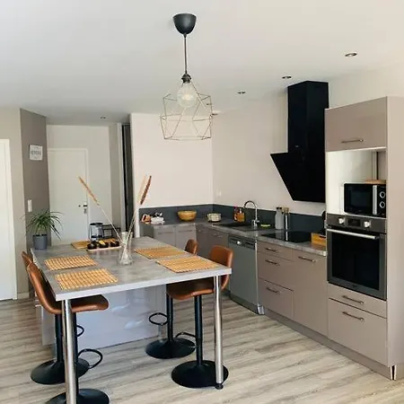 Grand T3 Centre - 90m2 Lejlighed
